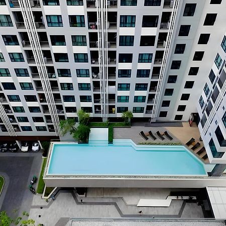 The Base Apartments At Central Pattaya Luaran gambar