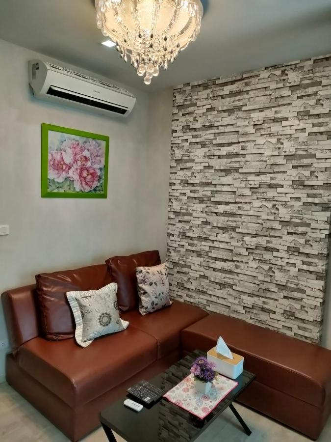 The Base Apartments At Central Pattaya Luaran gambar