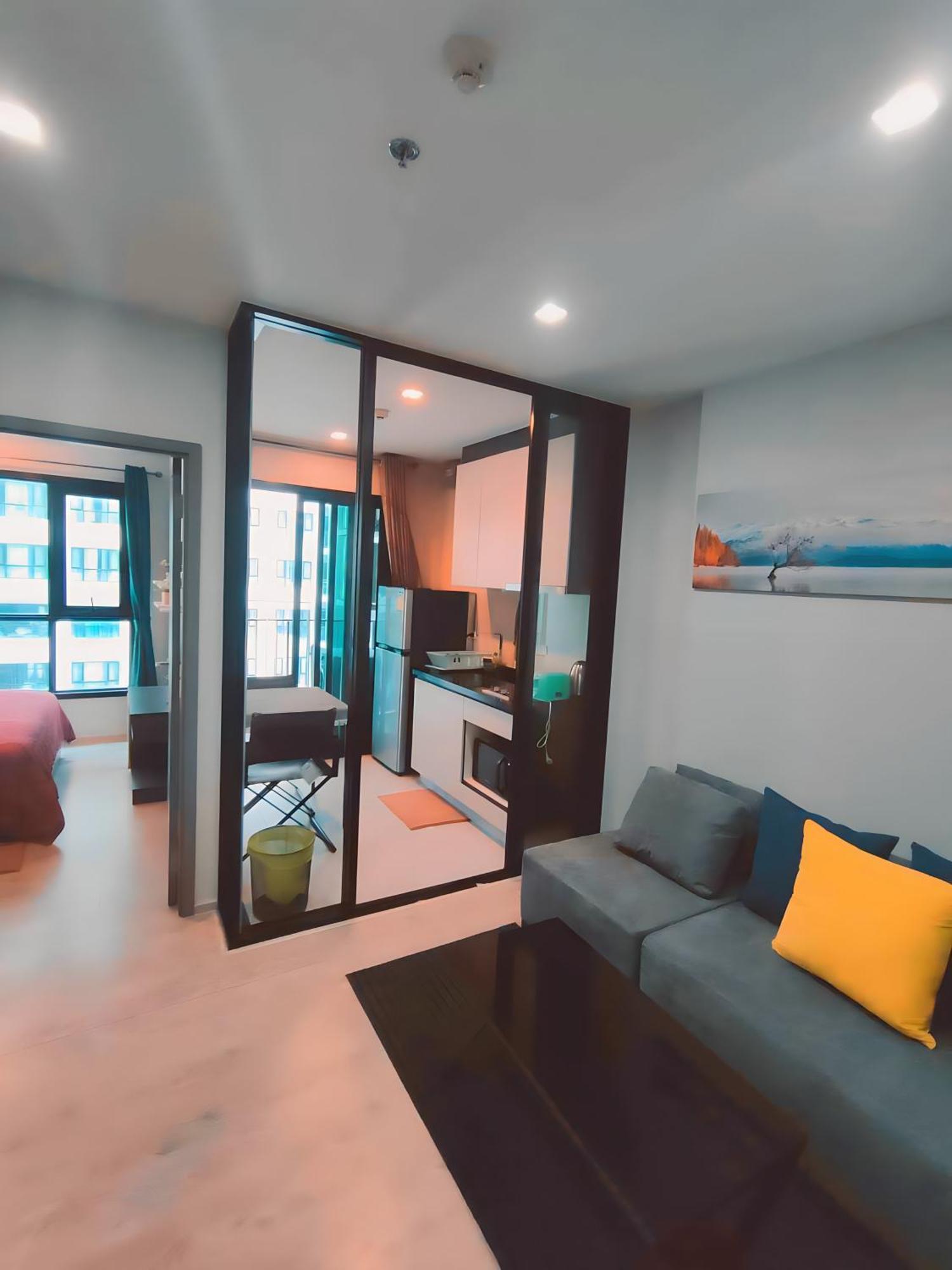 The Base Apartments At Central Pattaya Luaran gambar