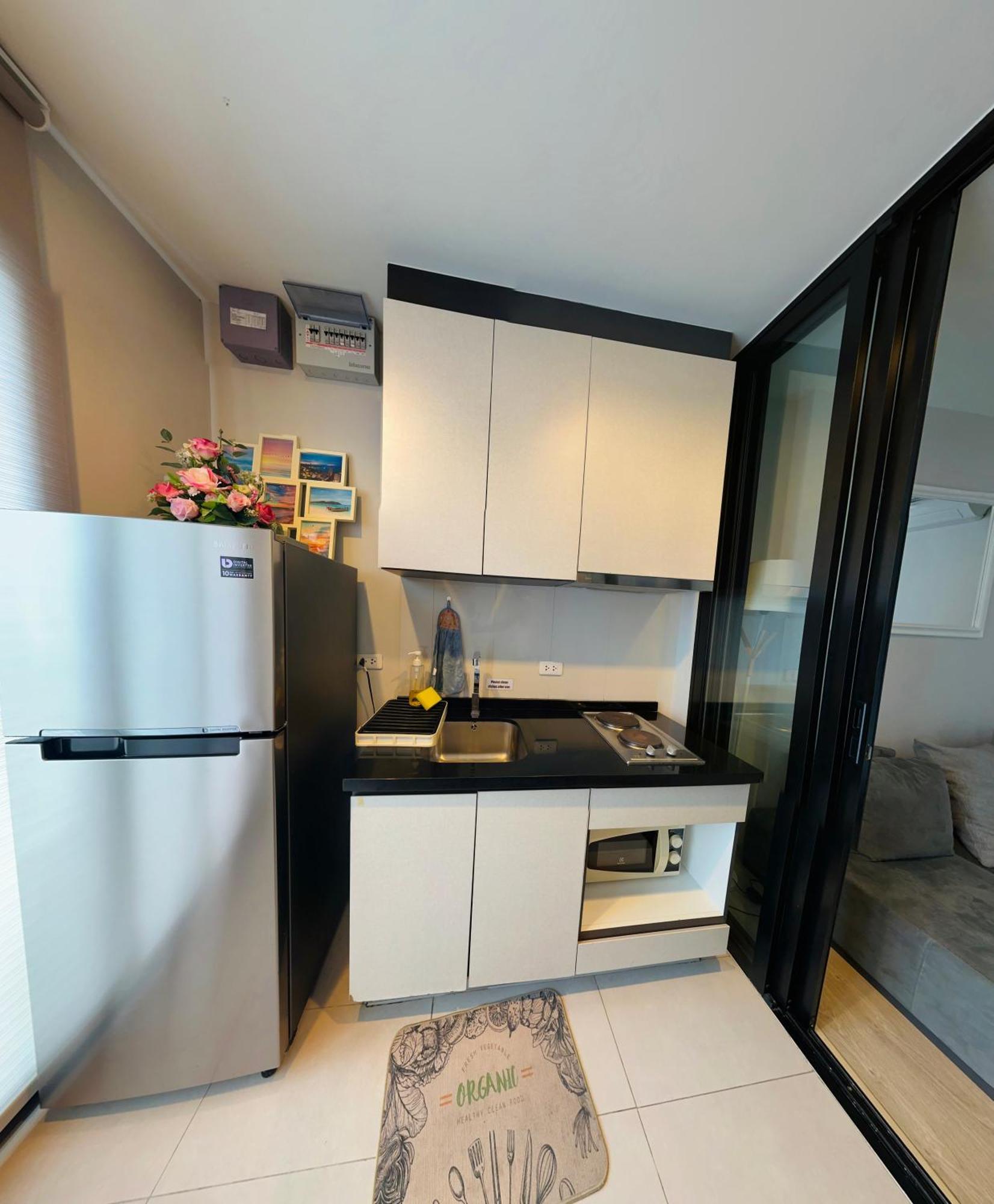 The Base Apartments At Central Pattaya Luaran gambar