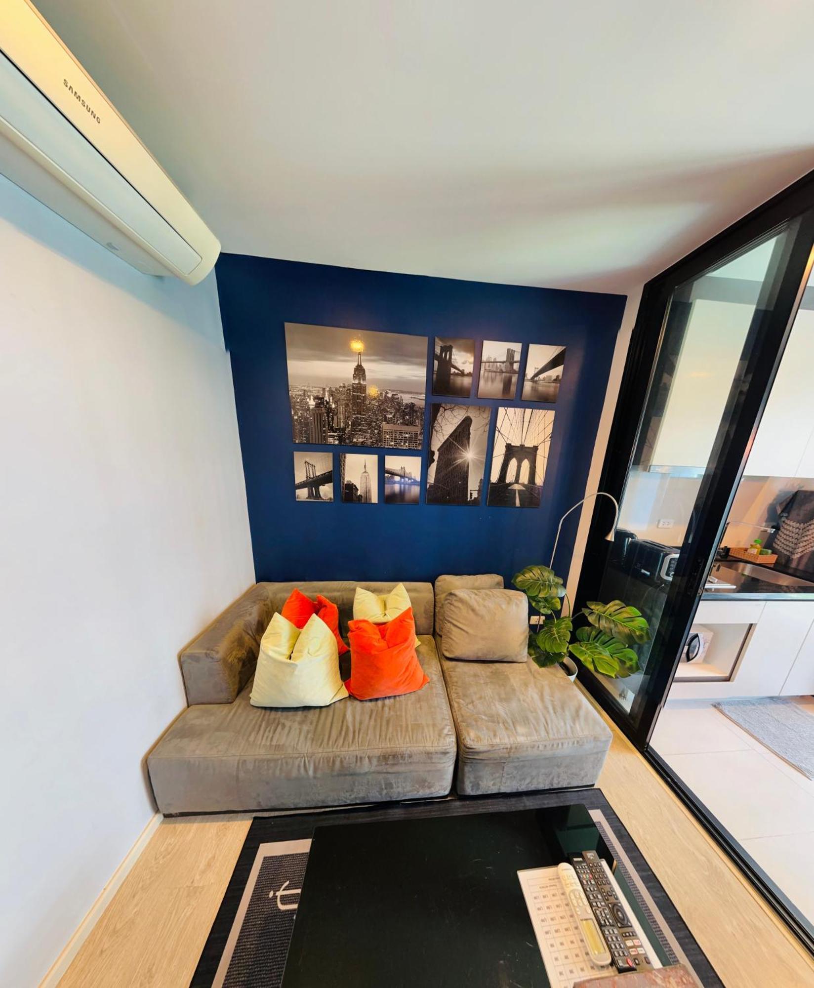 The Base Apartments At Central Pattaya Luaran gambar