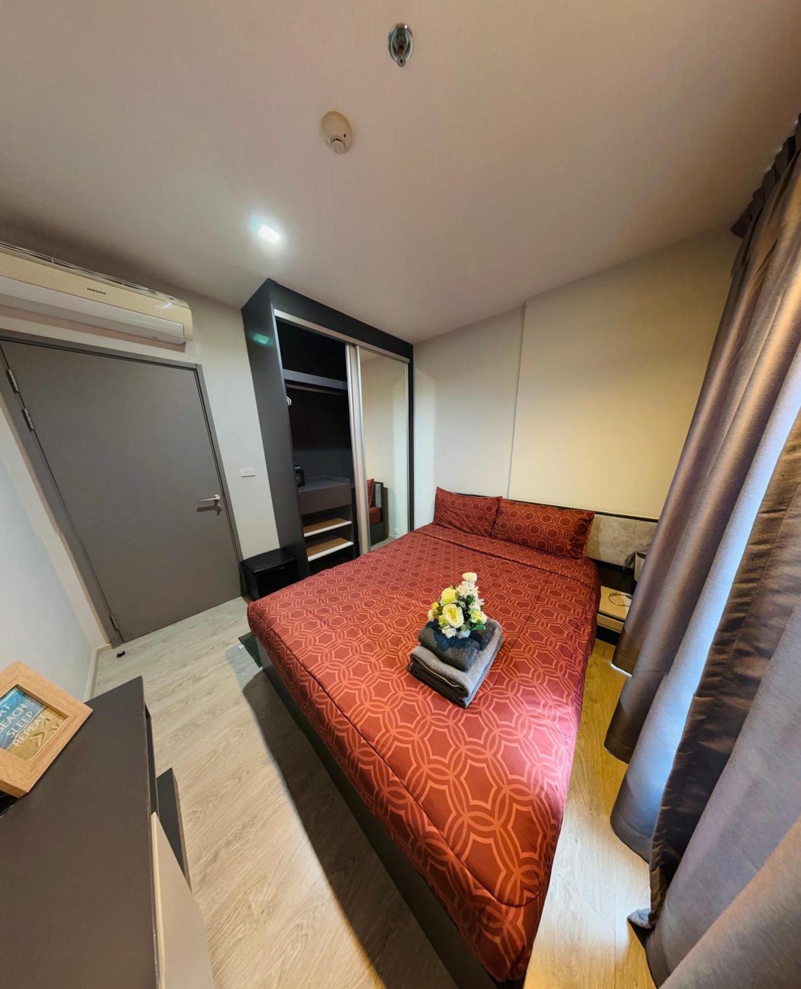 The Base Apartments At Central Pattaya Luaran gambar