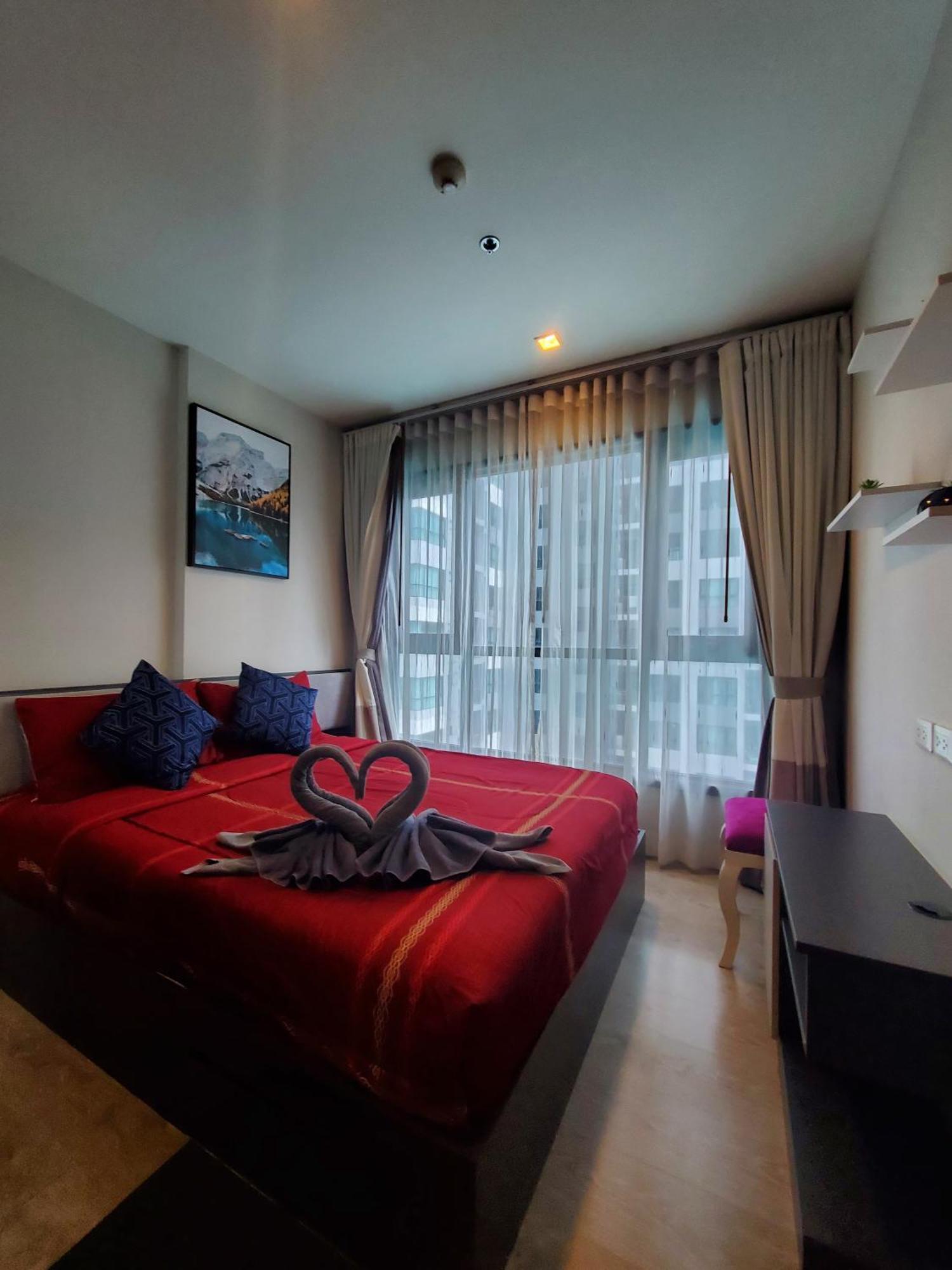 The Base Apartments At Central Pattaya Luaran gambar