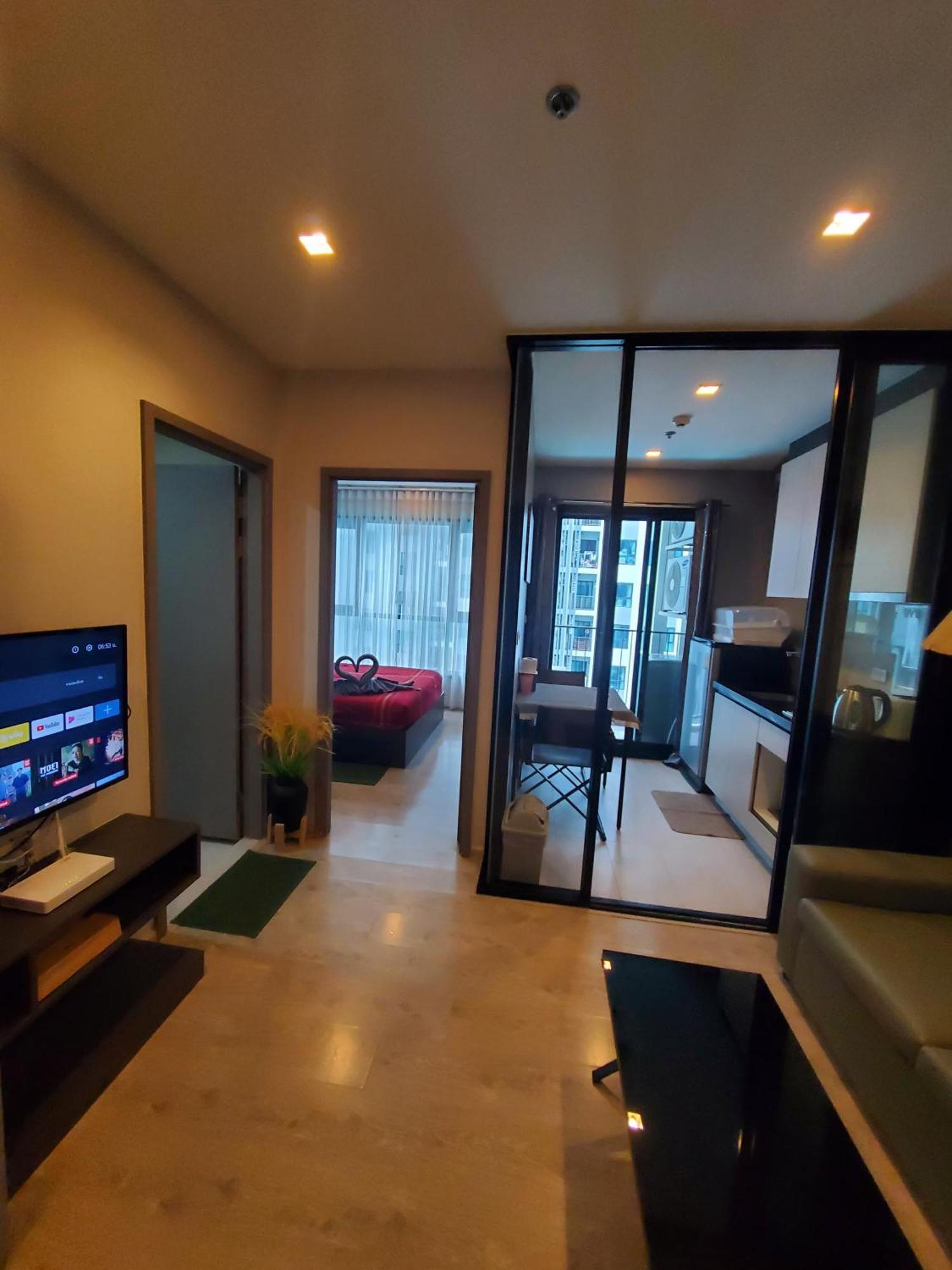 The Base Apartments At Central Pattaya Luaran gambar