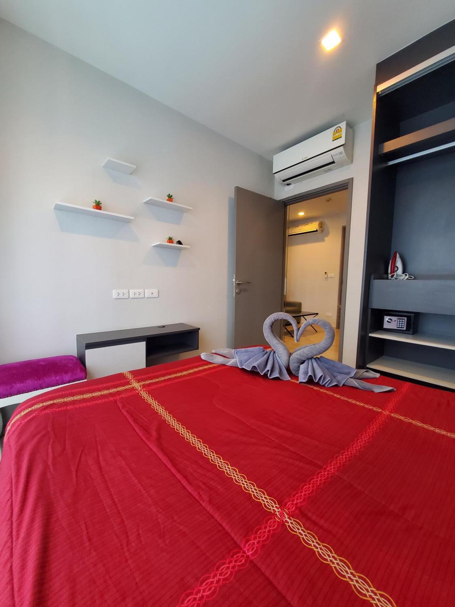 The Base Apartments At Central Pattaya Luaran gambar
